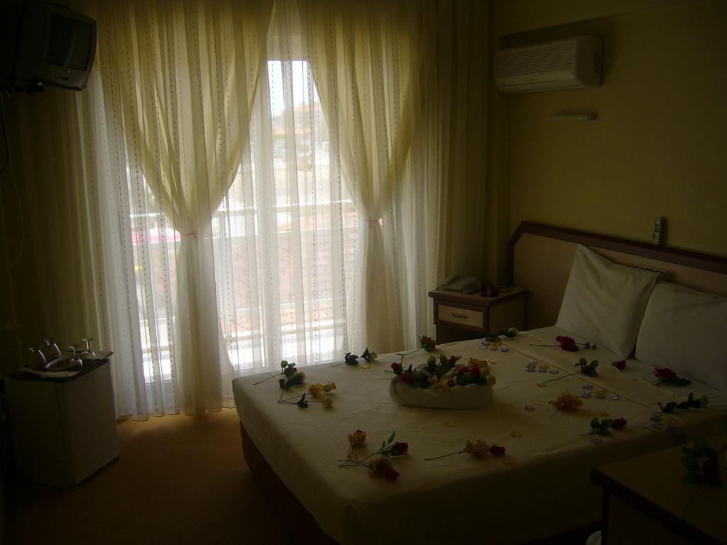 私日恩别墅酒店 Çeşme 外观 照片